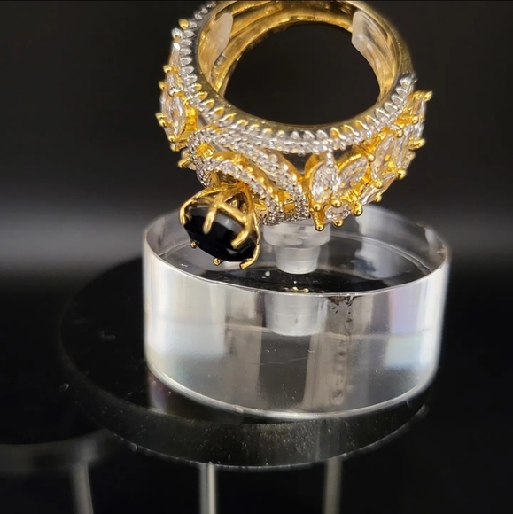 New American Diamond Ring - Picture 4 of 5